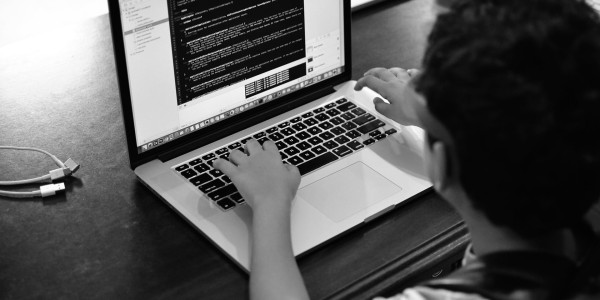 Delitos Informáticos Villasequilla · Pornografía en la Red / Redes Sociales / Internet