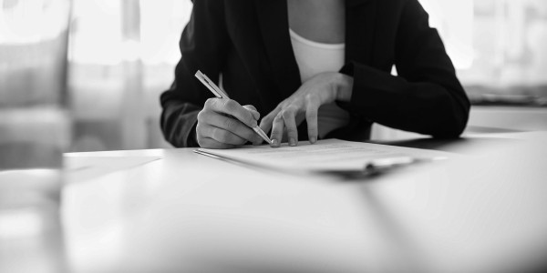 Delitos Societarios Las Ventas de Retamosa · Corrupción en Transferencias Comerciales